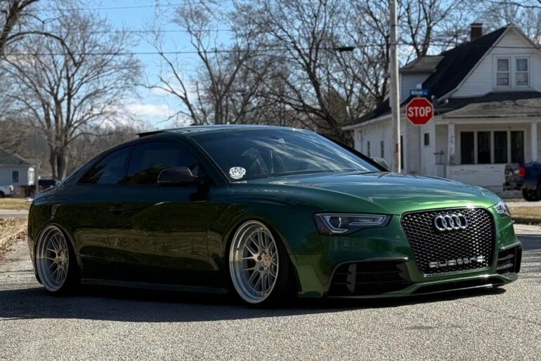 Bagged the RS5, also got a new wrap on it👀