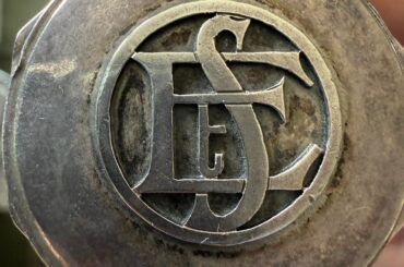 Doesthis have anything to do with a classic car manufacturer?