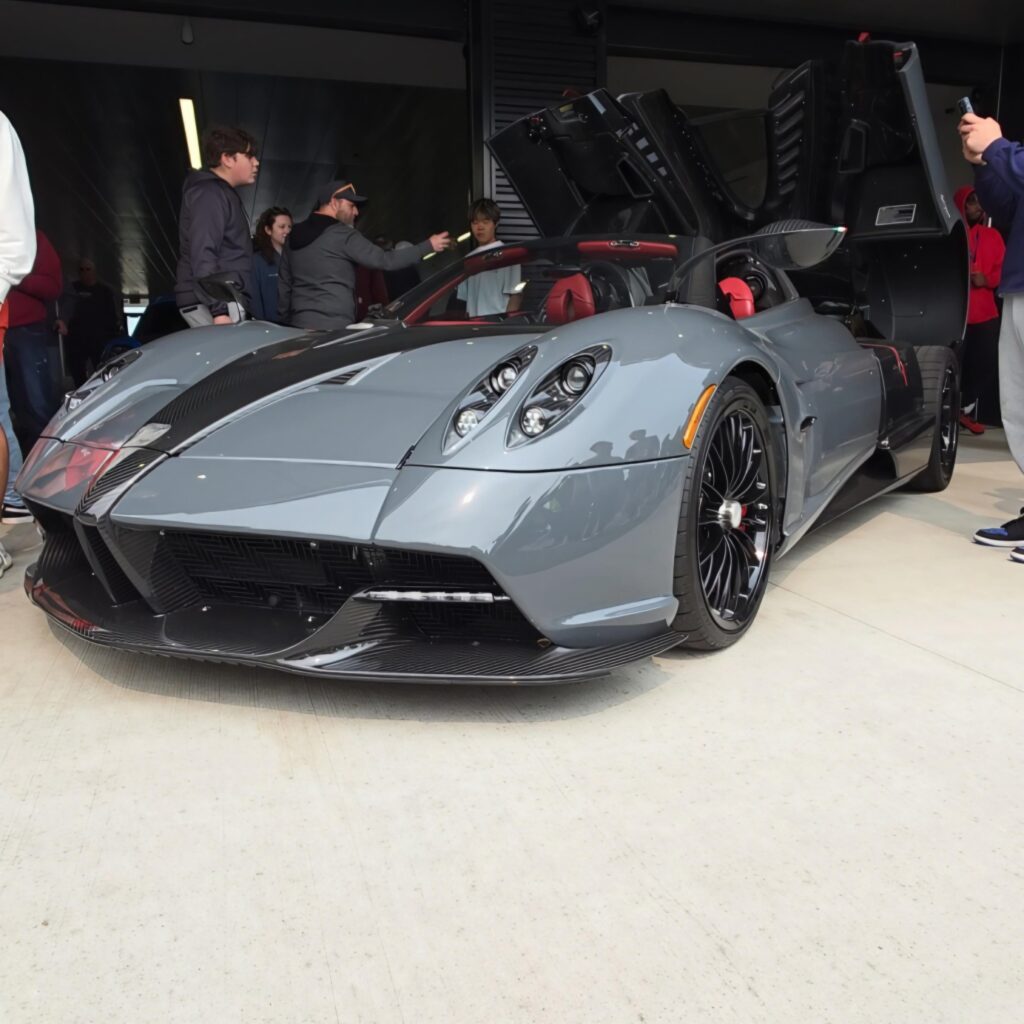 [2880×2880] Pagani Huayra