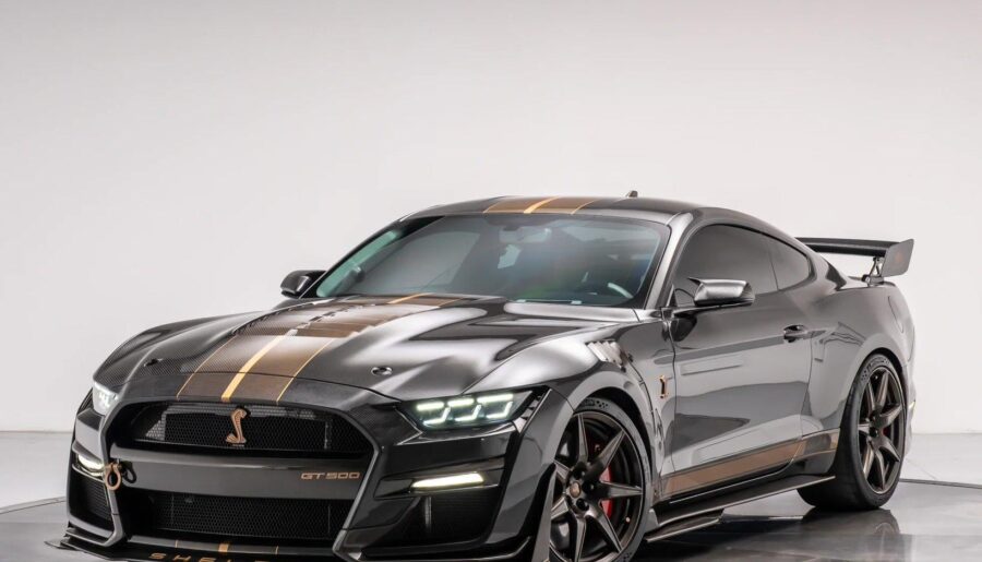 2022 Ford Mustang Shelby GT500 Limited Carbon Edition [1638×2048]