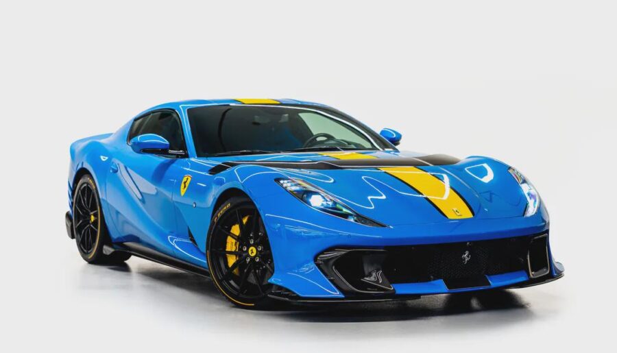 2023 Ferrari 812 Competizione [1100×733]