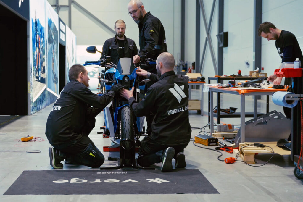 Verge Motorcycles Donut 2.0 - THE PACK -Electric Motorcycle News