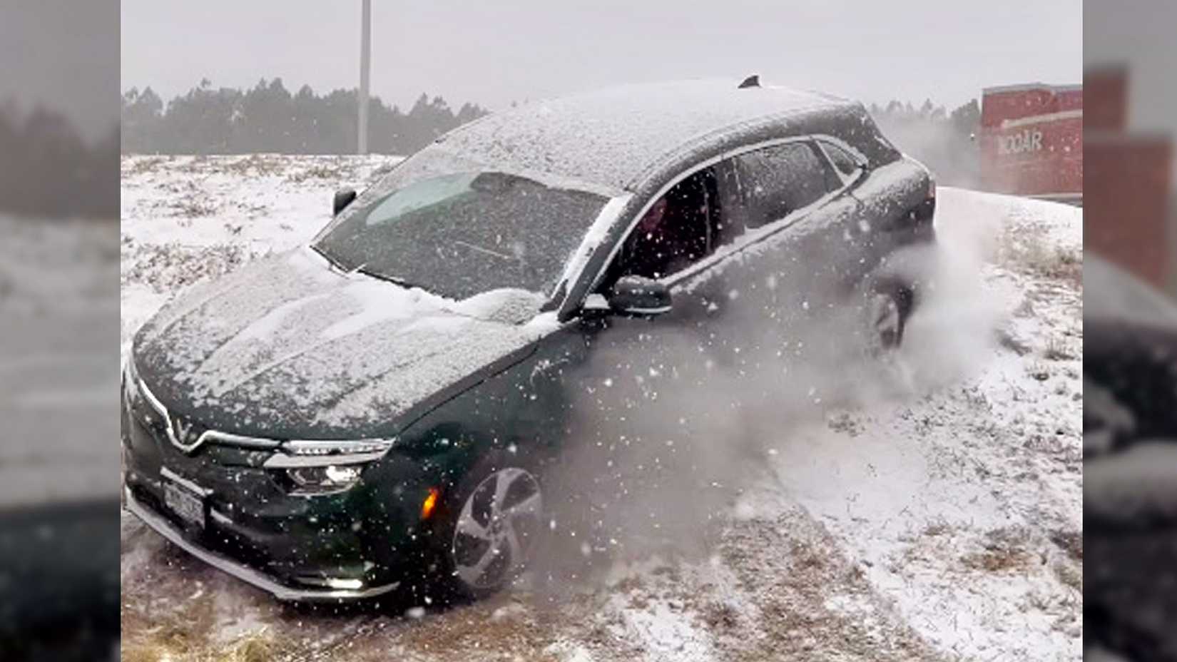 VinFast V8 Struggling On Hill