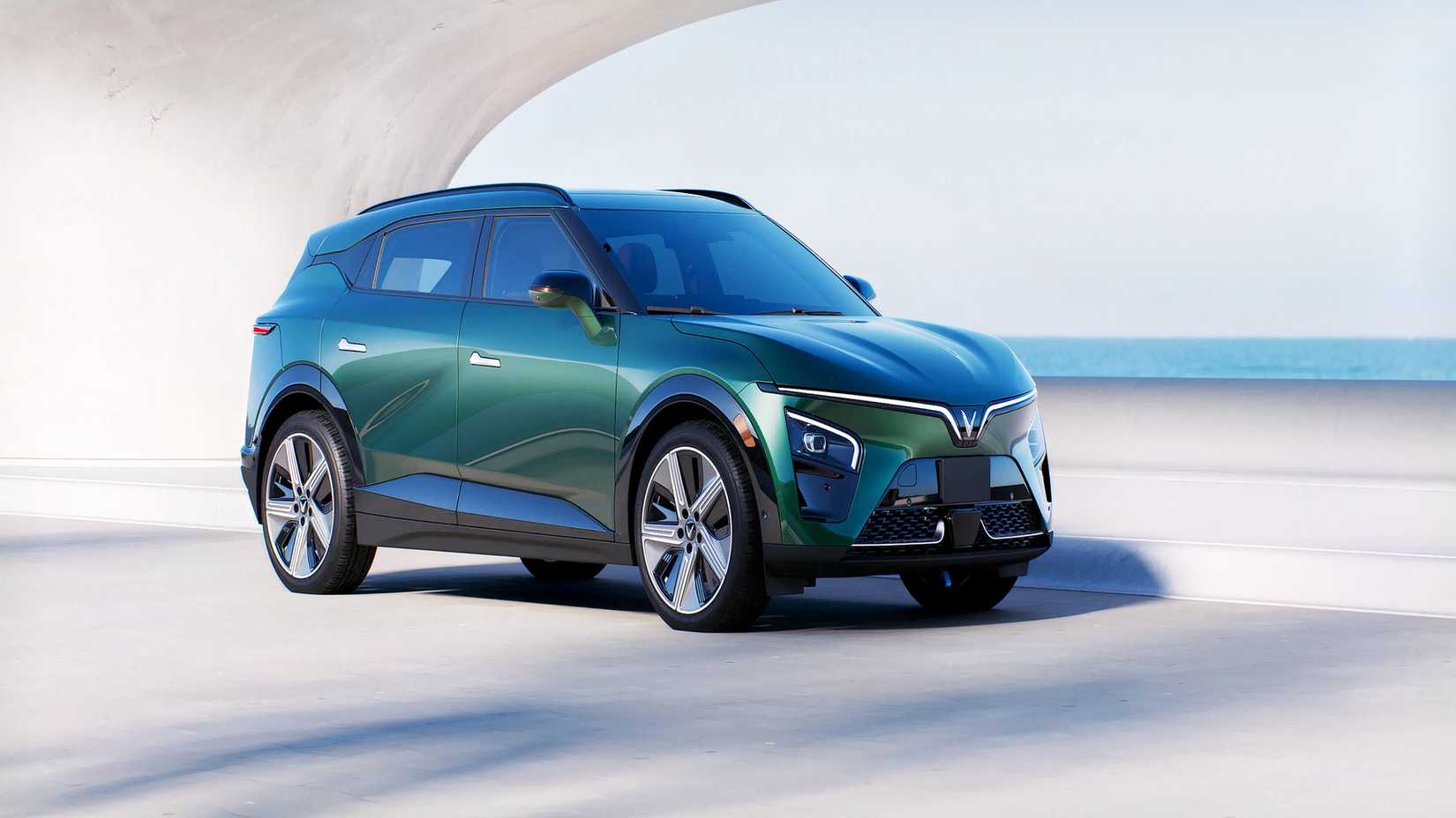 Vinfast VF7 Side Shot