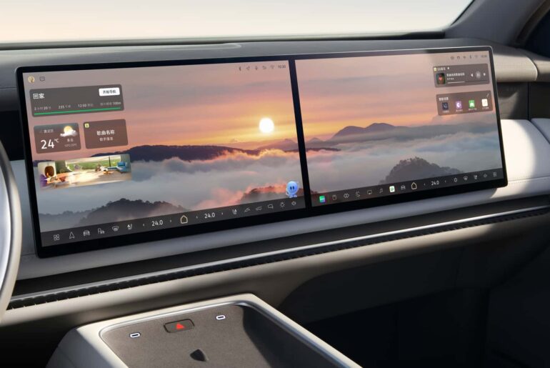 Volkswagen's New Huge SUV Reveals Interior: Giant Screens Abound