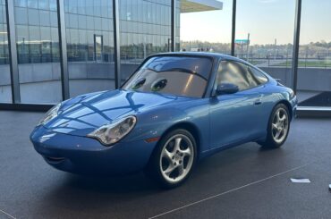 996 [Porsche 911 concept] “Sally Carrera”