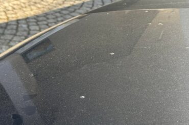 Hilfe - Lack Knubbel auf Haube?