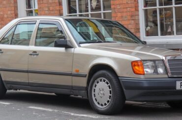 W124/W201 Mercedes C Class And E Class. The Official Cars Of....