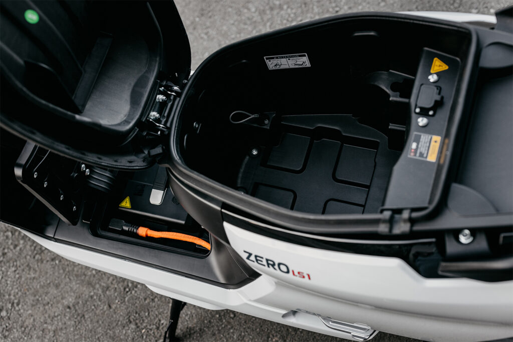 Zero LS1 Test Review - THE PACK - Electric Motorcycle News