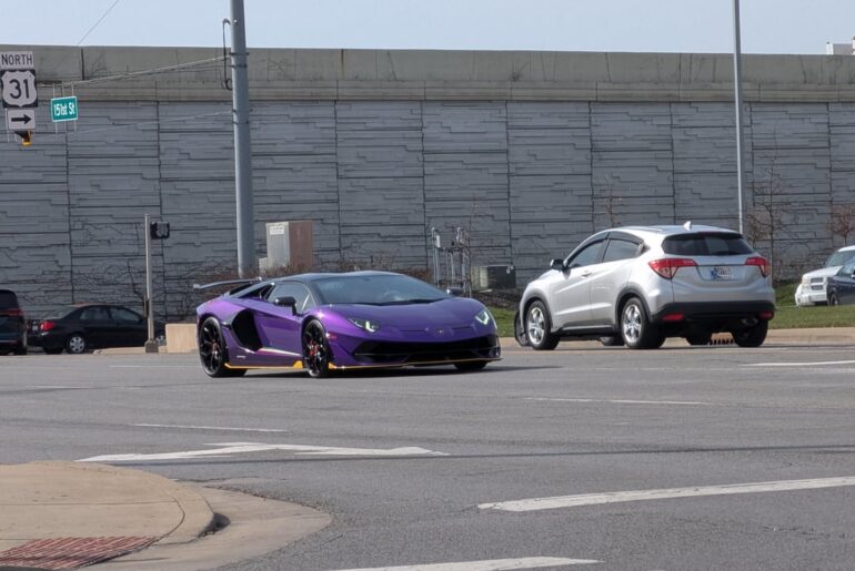 [Lamborghini Aventador SVJ]