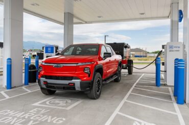 GM Hits Pause on Electric Truck Plans