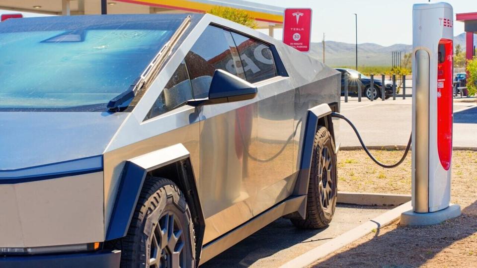 cybertruck charging