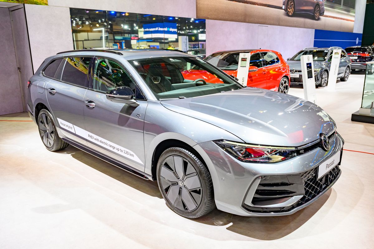 A Volkswagen Passat estate