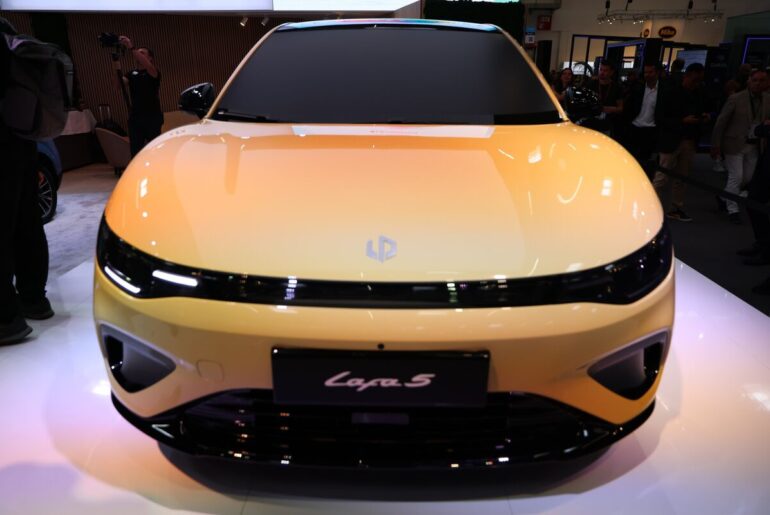 Stellantis in Talks to Make Chinese Electric Cars at Idled Canadian Plant