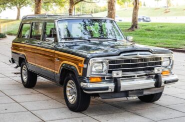 Make your opinion discussion on the Jeep Wagoneer SJ
