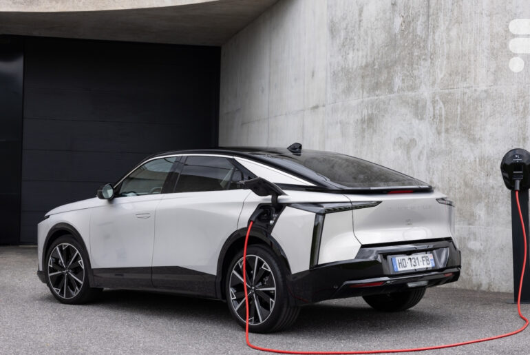 Stellantis Engineers Reveal the Real Reason Their Best Electric Car Still Can’t Charge Any Faster