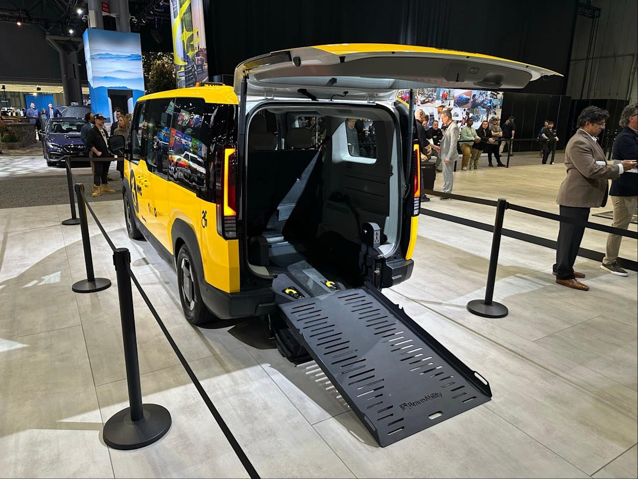 kia pv5 braunability nyc taxi