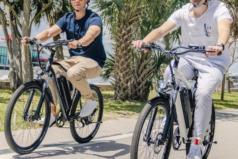 Gain a budget-friendly means to travel for up to 40 miles with Hoverfly's Ourea e-bike down at $425