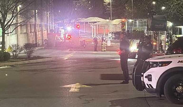 Pittsburgh firefighters respond to car fire at Giant Eagle garage