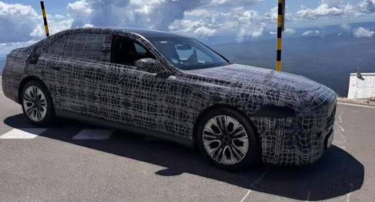 BMW and Rimac join forces to power the new all-electric i7