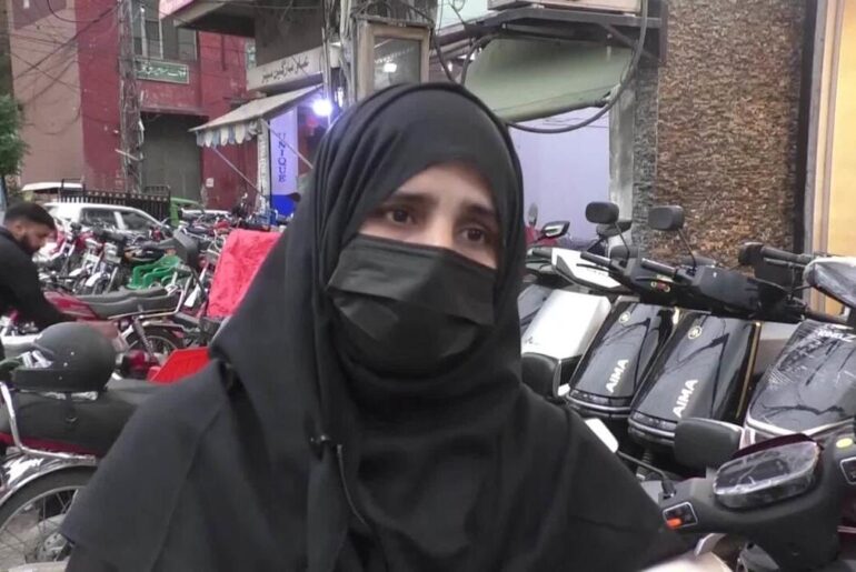 Soaring costs, fuel shortage fears drive Pakistan to electric bikes