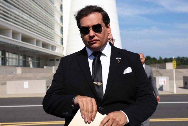 Cramer: Tesla can't trade on hopes forever