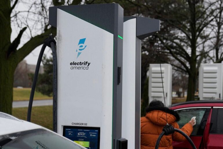 Electric vehicle interest, and sales, increase along with higher gas prices