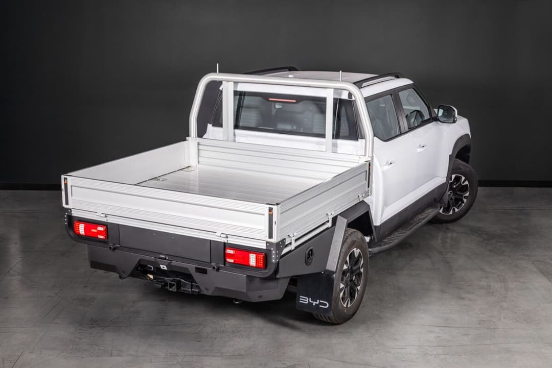 BYD Shark 6 Dynamic Cab-Chassis with optional heavy-duty alloy tray