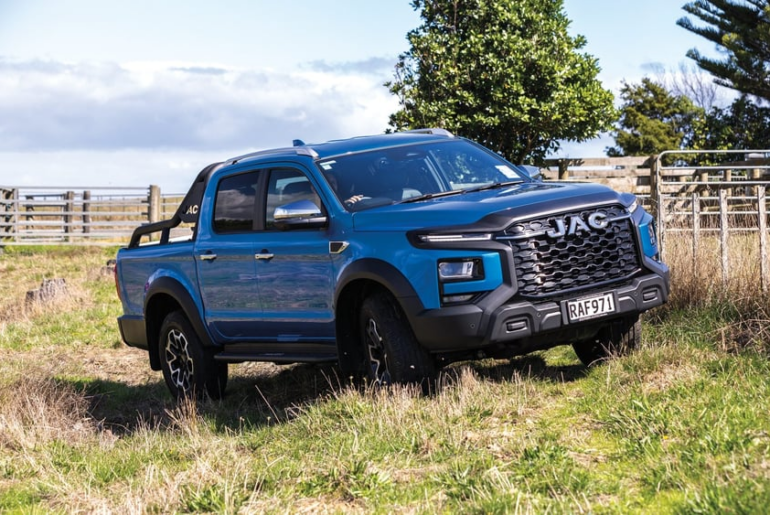 JAC T9 plug-in hybrid ute nears New Zealand arrival – EVs & Beyond