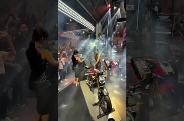 Honda may BAGONG ELECTRIC MOTORCYCLE WN7!