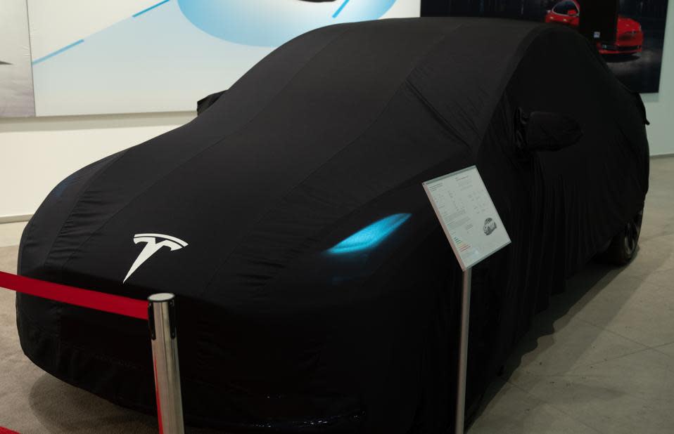 Tesla shows Model Y in Germany
