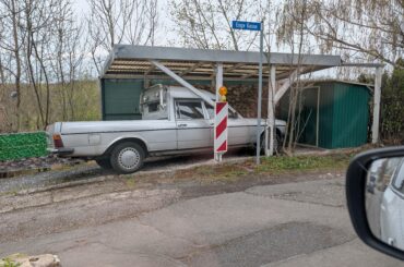 Mercedes W123 4 door pickup