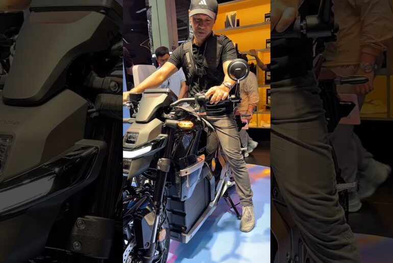 Honda WN7 The best looking 2 wheel EV Electric Motorcycle.