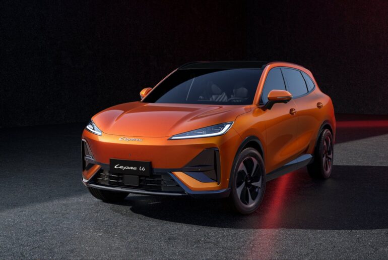 New Lepas L6 SUV arrives with 700-mile hybrid range and full EV