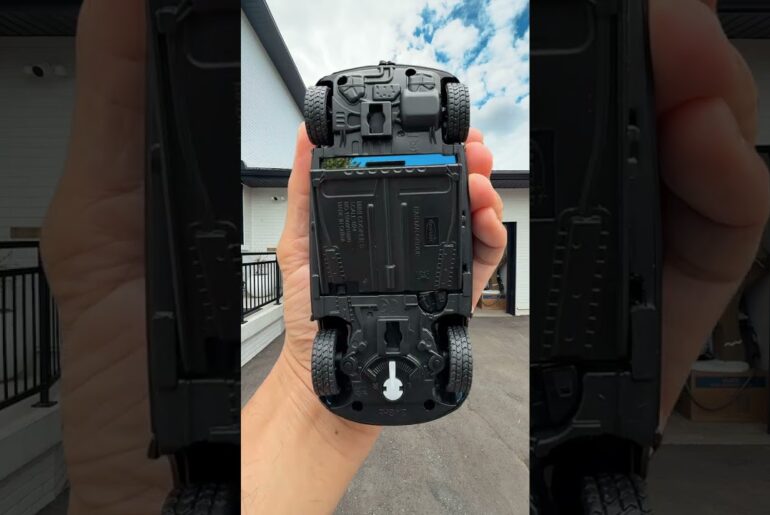 Tight squeeze? No problem with available Automatic Parking Assist.