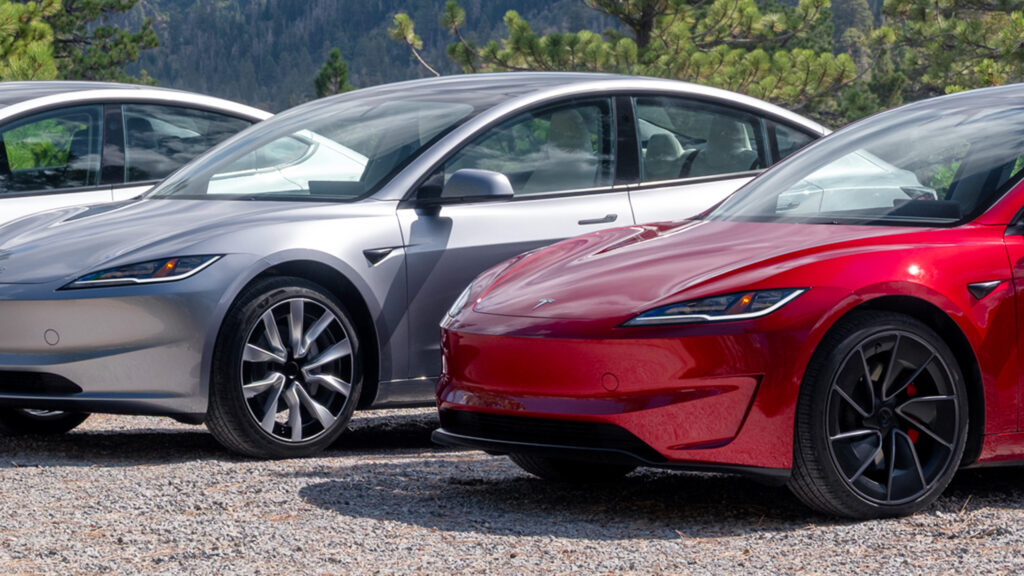  Tesla Claims It Isn’t A Car Manufacturer So It Can Sell Its Cars In North Dakota