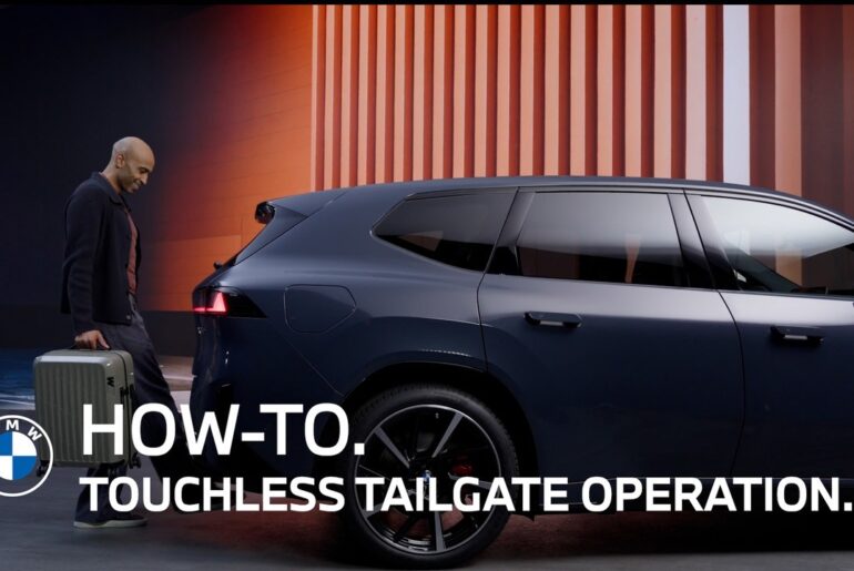 Touchless Tailgate Operation by Foot Movement | BMW How-To