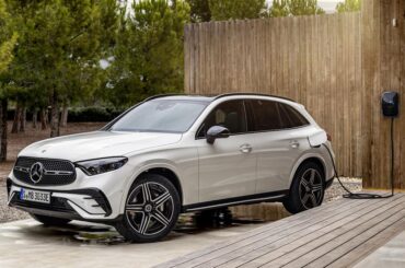 Plug-In Hybrids 'Are The Worst Of Both Worlds' And 'Fast Becoming Irrelevant,' Polestar Boss Claims