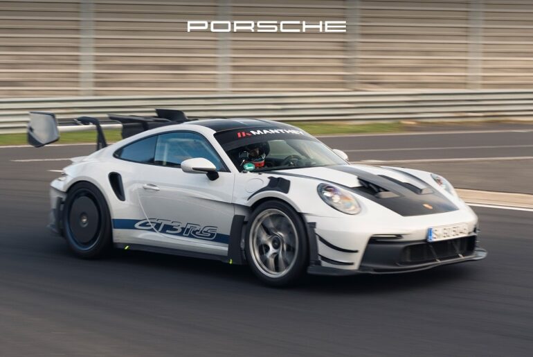 Onboard video of the 911 GT3 RS with Manthey Kit at the Nordschleife
