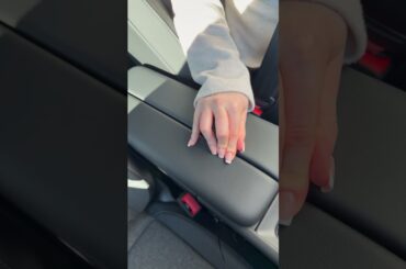 New ID.3 Neo? Open the door! Experience the high-quality materials.