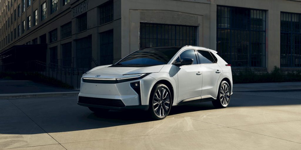 Toyota-electric-SUV-top-selling-EV-discounts
