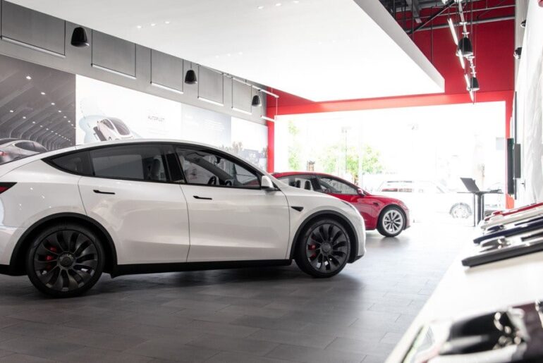 Tesla Sues North Dakota Over Direct Sales Ban