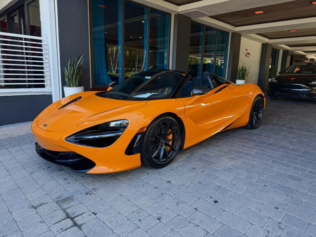 Nice [McLaren 720s] parked outside my hotel in South Florida.