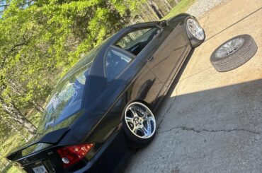 How do people achieve super low ride heights on bags?