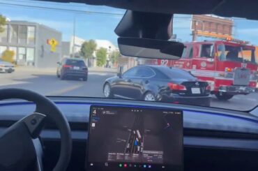 First Look at Tesla FSD 14.3.2: Major Summon Improvements [VIDEO]