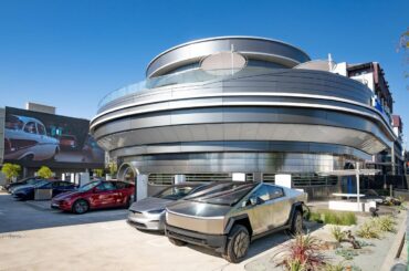 Is The Tesla Diner A Flop?