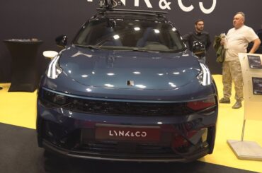 Lynk & Co 01 Plug-In Hybrid Car (2025) Exterior and Interior