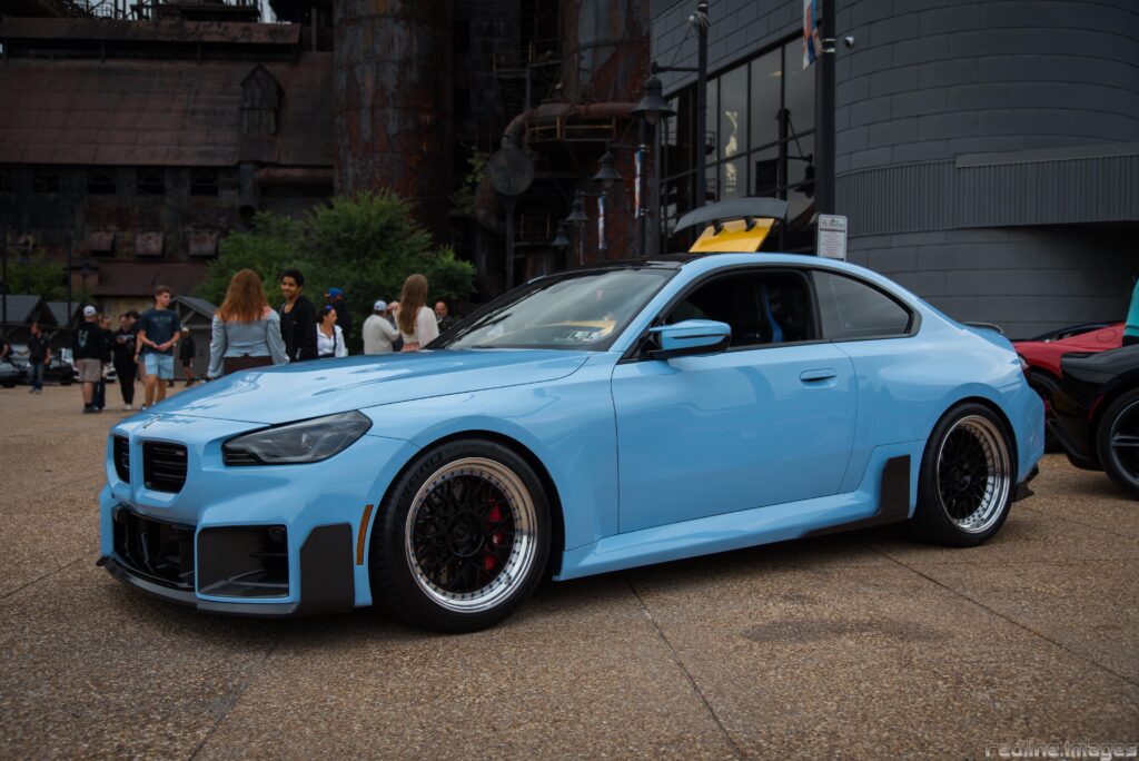 BMW M2 [6016 x 4016]