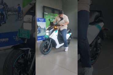 Front Wheel Telescopic Suspension With Hydraulic Dampers In Yamaha EC-06 New Model 2026 EV Scooter