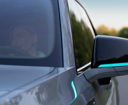 2028 Cadillac Escalade IQ Eyes-Off (1)